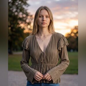 Zara Metallic Gray Pleated Top Size: Small